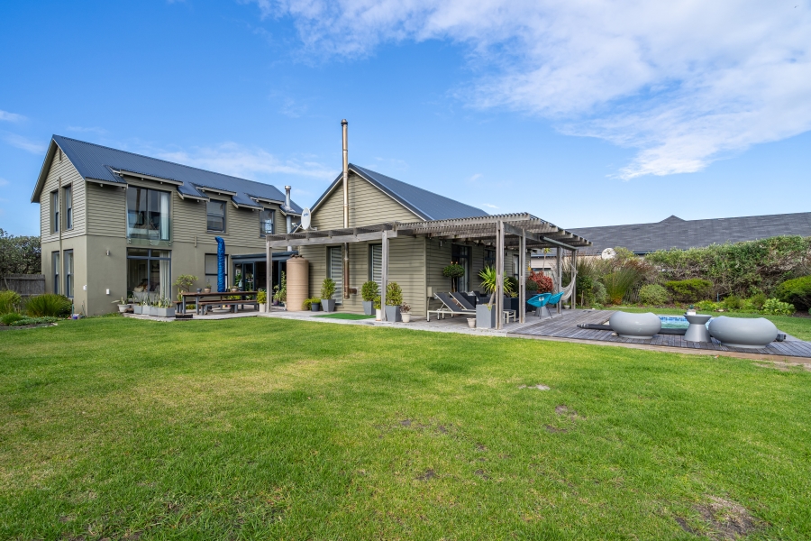 To Let 3 Bedroom Property for Rent in Lake Michelle Western Cape